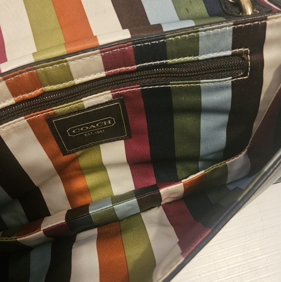 RARE Authentic Coach Black Leather Flap Shoulder Bag–Gold Hardware - Picture 11 of 12